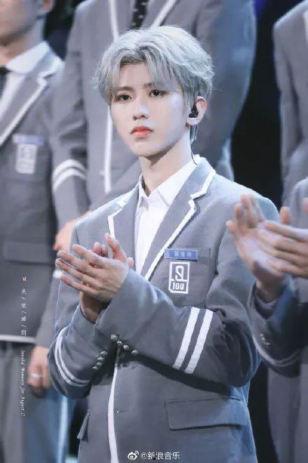 蔡徐坤白鹿吃瓜爆料最新,娱乐圈幕后真相大揭秘  第2张